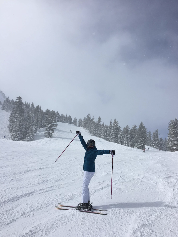 Emily McCrea_skiing